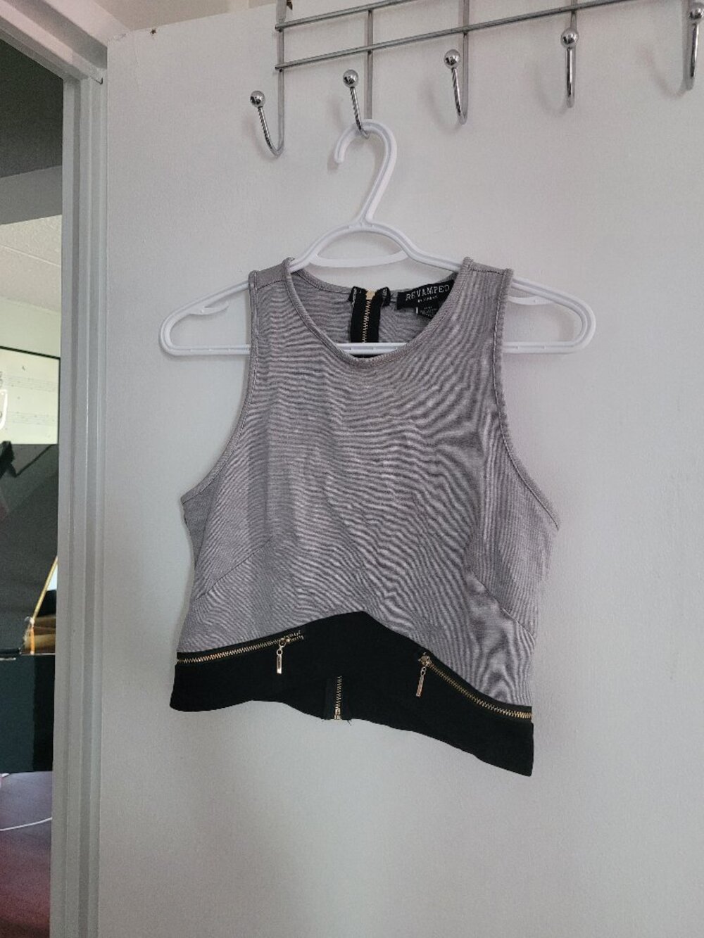 Grey Top